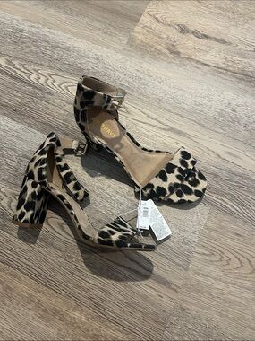 Old Navy Leopard Print Ankle-Strap Block Heels - Tan and Black